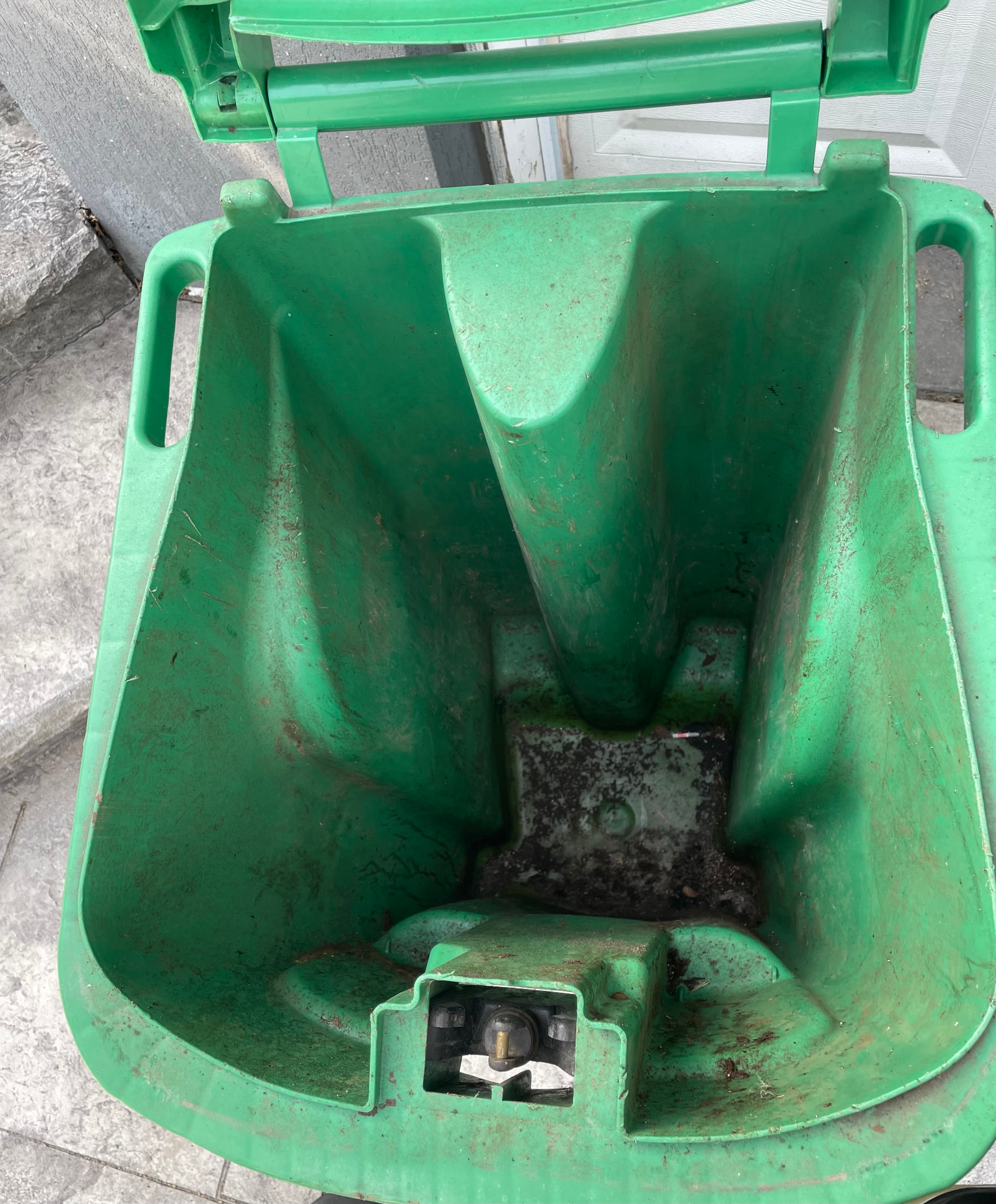 Bin Cleaning · Residential organics bin - Before